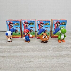 Jakks Pacific Super Mario 2.5" Mini Figure Set Mario Yoshi Blue Toad Goomba 4pk